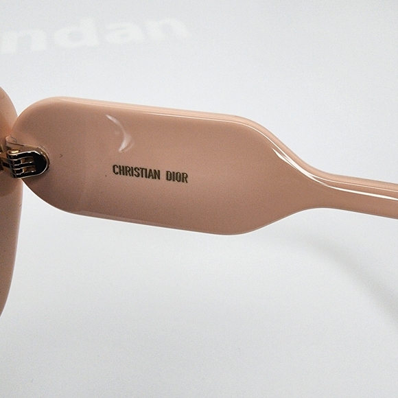 New Christian Dior DiorBobby BIU Womens Sunglasses In Pink main image 8